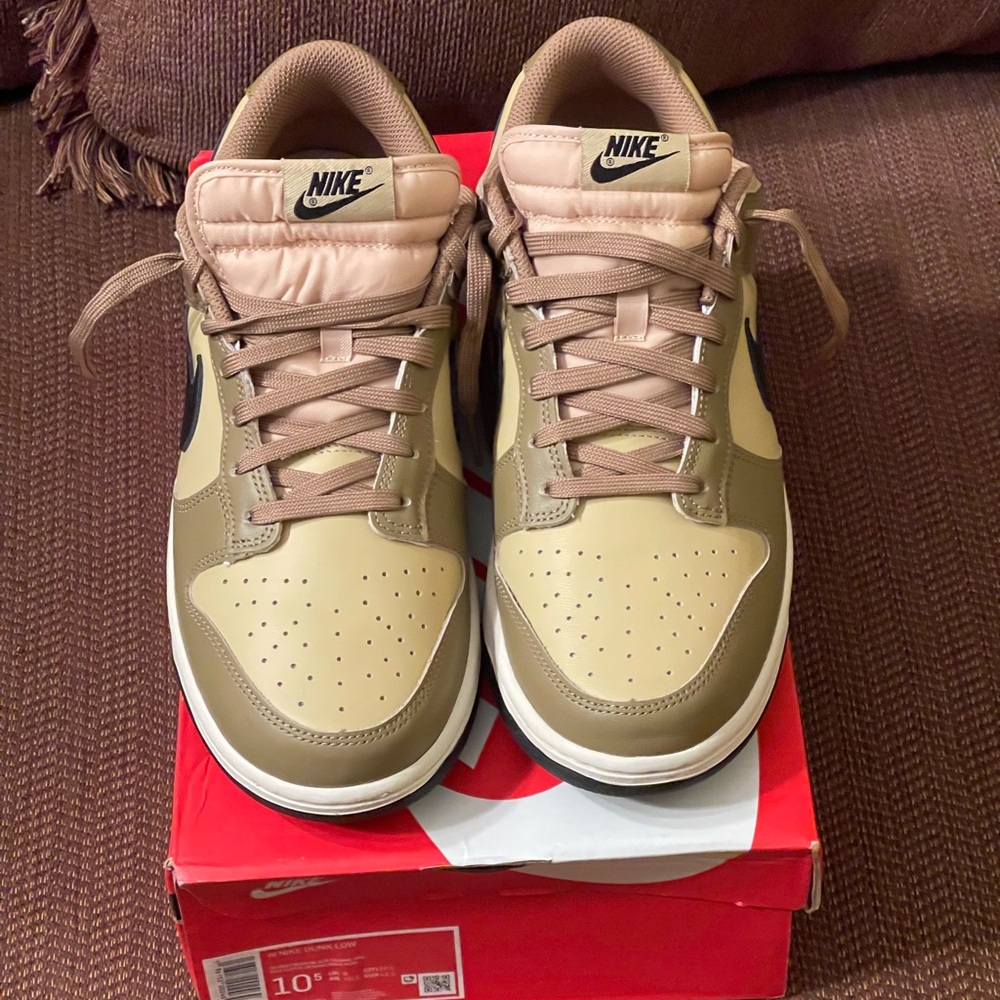 100% Auth Nike Dunk Lows